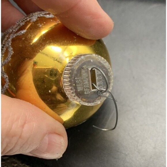 Vintage 2.5" DBGM West Germany Holly Berry Mercury Glass Christmas Gold Silver - Picture 5 of 8